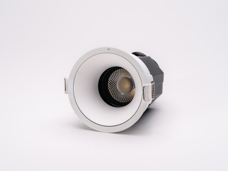 Kama Lights® Kryt bodovky 24V Dual White D82 Barva: Bílá